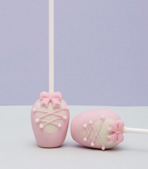 Bridal Cake Pops, Cake Pops Red Velvet, Ballerina Cake Pops, Ballet Birthday Cakes, Bridal Shower Cake Pops, Ballet Birthday Party, Ballerina Cake, Ballerina Baby Showers, Ballet Birthday