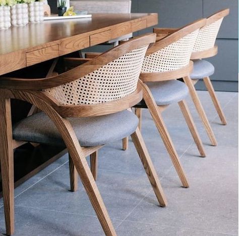 Rattan Dinner Table, درج السلم, Dinning Room Design, Rattan Dining Chairs, Dining Chair Design, Small Kitchens, Restaurant Chairs, Dining Table Design, Rattan Chair