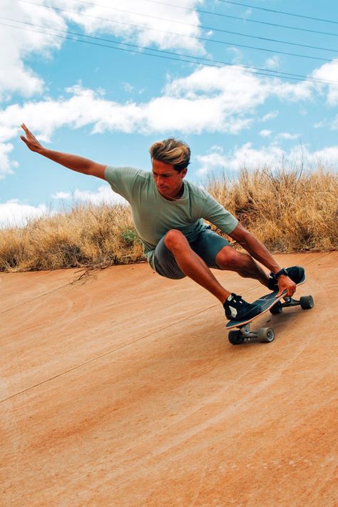 Cruiser skateboards are the ideal setup for riders seeking casual cruising, carving, and short commutes. A cruiser blends features from popsicles and longboards. Bamboo Decking, Cruiser Boards, Cruiser Skateboard, Plastic Decking, Cruiser Skateboards, Longboards, Wooden Decks, Popsicles, Skateboard