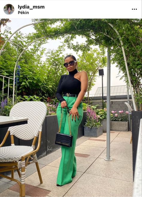 Green Heels Outfit, Rich Outfits, Outfit Black Women, Cute Professional Outfits, Corporate Baddie, Outing Outfit, Classy Lady, Stylish Work Attire, Smart Casual Outfit