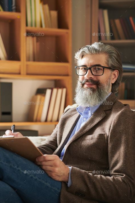 Male Psychologist Aesthetic, Academic Headshots, Psychologist Portrait, Successful Psychologist, Psychologist Photoshoot, Psychologist Photography, Therapist Photoshoot, Male Therapist, Corporate Shoot