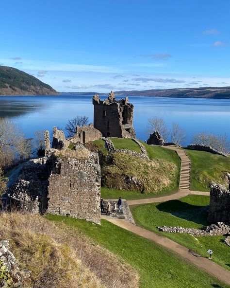 Scotland Bucket List, Urquhart Castle, Scotland Forever, Things To Do With Kids, Scottish Castles, Loch Ness, Heart And Soul, Inverness, Heart Soul