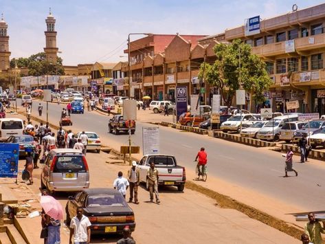 Lilongwe-Malawi-TravelsHelper Lilongwe Malawi, Walmart Usa, Malawi Africa, Capital Cities, Landlocked Country, Africa Destinations, The Gambia, Green City, Southern Africa