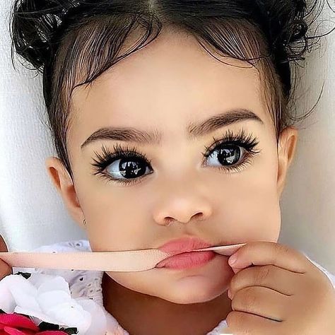 Cute Mixed Babies, Long Eyelashes, Beautiful Black Babies, Mixed Kids, Foto Baby, Black Babies, Daily Makeup, Makeup Geek