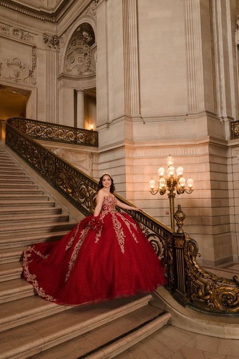 Quencinera Photoshoot, Quincenera Dresses Red, 15 Photoshoot Ideas, Quince Poses Photo Shoots, Quince Poses, Quince Picture Ideas, Quince Photos, Right Wedding Dress, Diy Gown