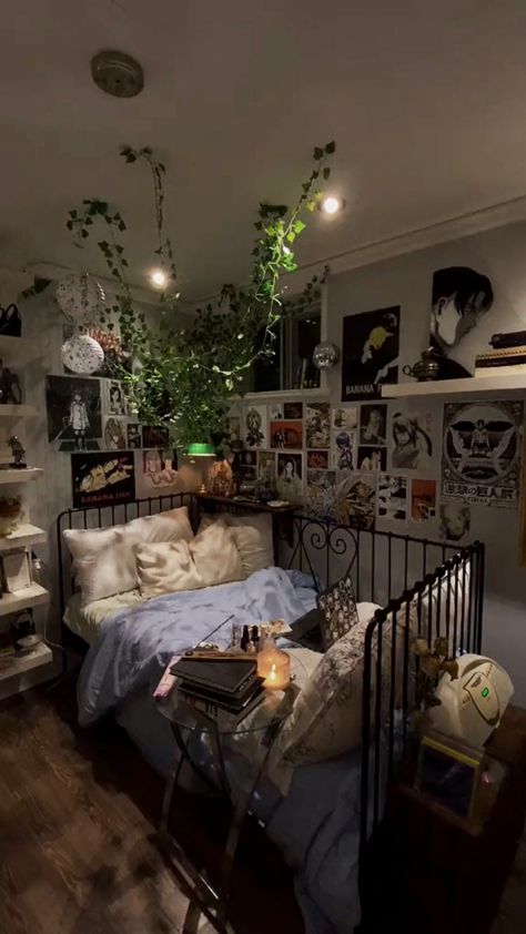 Alternative Room, Grunge Bedroom, Aesthetic 80s, 80s Bedroom, Bedroom Girl, Dekorasi Kamar Tidur, Grunge Room, Indie Room, Redecorate Bedroom