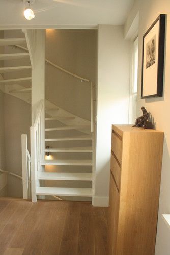 Awesome ! Love these!  Attic Stair Design, Pictures, Remodel, Decor and Ideas Traditional Stairs, Loft Conversion Stairs, Loft Conversion Ideas, Attic Staircase, Open Trap, Attic Renovation Ideas, Stair Makeover, Contemporary Staircase, Stairs Makeover