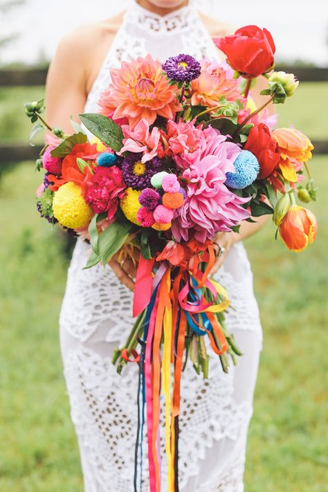 Colorful Wedding Ideas - JADERBOMB Rainbow Wedding Theme, Carnival Wedding, Summer Wedding Bouquets, Fiesta Wedding, Sisters Wedding, Boda Mexicana, Rainbow Wedding, A Bouquet Of Flowers, Bright Wedding