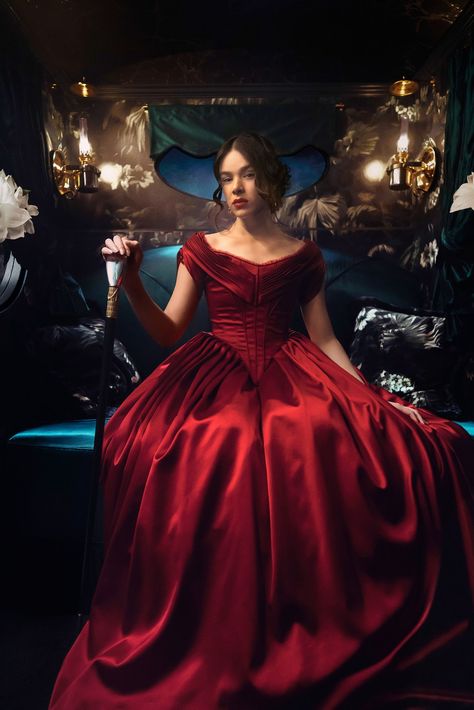 Promotional Image, Costume Drama, Century Clothing, Emily Dickinson, Hailee Steinfeld, Vogue Magazine, Silk Charmeuse, Photo Instagram, Historical Fashion