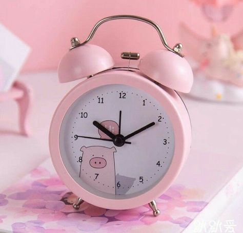 Pink Clocks, Luxury Kids Bedroom, Cute Clock, My Little Pony Princess, Cute Furniture, Mommy Time, Study Room Decor, Hair Tutorials Easy, Kawaii Accessories