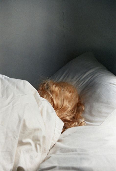 Goldilocks And The Three Bears, White Sheets, Rest And Relaxation, Anne Of Green Gables, Green Gables, Photography Inspiration, Musical, Chicago, Sleep