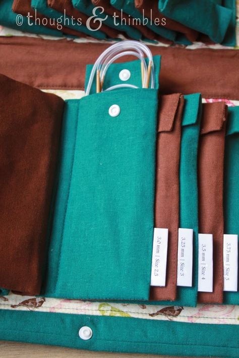 Organize Knitting Supplies, How To Store Knitting Needles, Circular Needle Storage, Knitting Needle Storage Ideas, Knitting Organization Ideas, Knitting Storage Ideas, Circular Knitting Needle Storage, Knitting Organizer, Knitting Needle Case Pattern