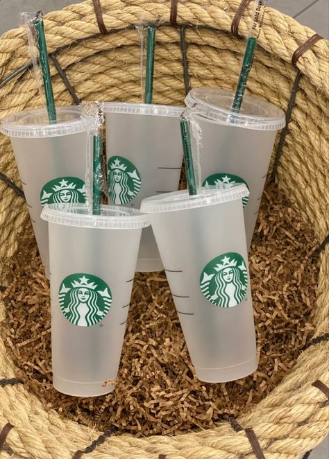 Starbucks Starbucks Clear Cup, Starbucks Reusable Cups, Best Starbucks Coffee, Reusable Starbucks Cup, Coffee Frappuccino, Starbucks Coffee Cup, Ice Cold Drink, Cold Cups, Cute Snacks