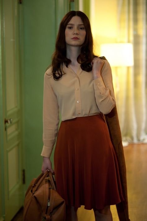 Mia Wasikowska, A Woman, Skirt