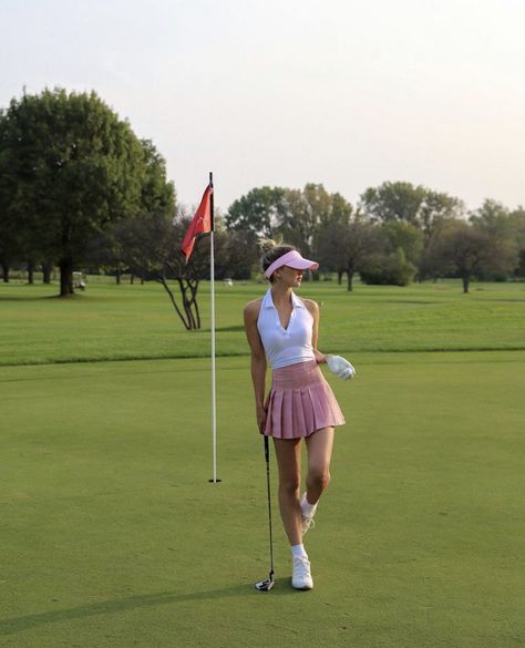 Girl Golf Outfit, Cute Golf Outfit, Cute Golf, Golf Attire Women, Tennis Outfits, Golf Inspiration, Fotografi Vintage, Girls Golf, Golf Attire