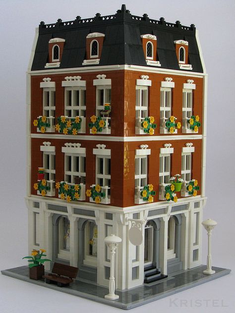 Beloved Belle | Flickr - Photo Sharing! Corner Building, Lego House Ideas, Lego Buildings, Bangunan Minecraft, Construction Lego, Lego Inspiration, Lego Modular, Amazing Lego Creations, After The Wedding