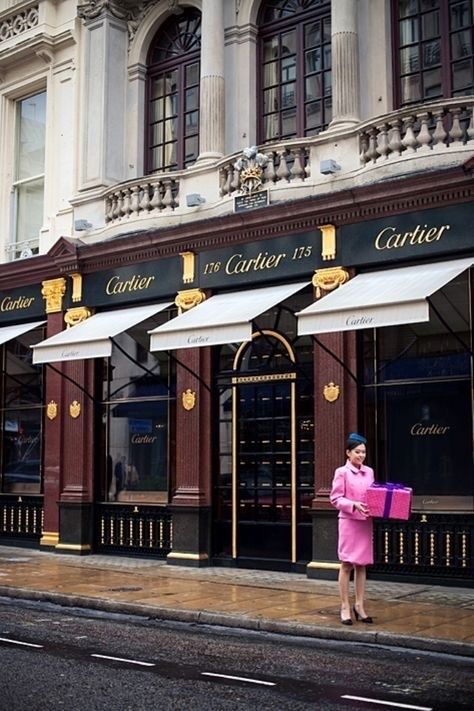 Cartier Store, Wedding And Engagement Rings, Shop Fronts, Cartier Tank, Shop Front Design, Shop Front, London Calling, London Love, Bond Street