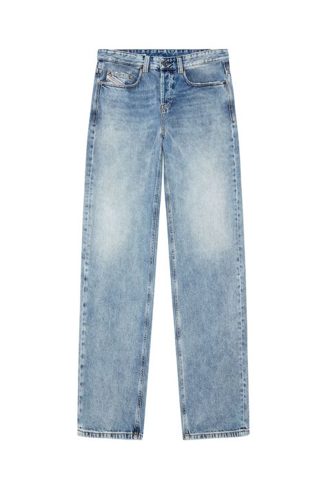 Men's Oversized Straight Jeans | Light blue | Diesel 2001 D-Macro Jean Straight, Mens Fashion Jeans, Diesel Men, Diesel Jeans, Relaxed Jeans, Mens Straight Jeans, Light Blue Jeans, Loose Jeans, Relaxed Fit Jeans