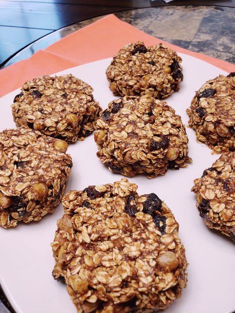 R.O.C. Cookies (Raisins, Oats, & Chickpeas) - National Health Association Chickpea Oatmeal Cookies, Chickpea Oatmeal, Cookies Raisin, Banana Coconut Cookies, Plant Based Cookies, Large Cookies, Saigon Cinnamon, Roasted Banana, Vanilla Bean Powder