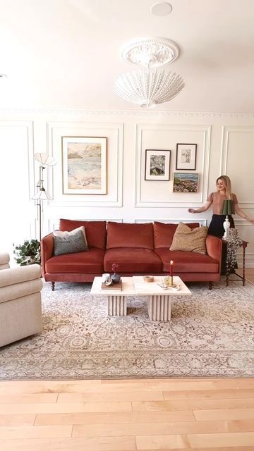 Rust Velvet Couch, Rust And Cream Living Room, Rust Color Couch, Rust Sofa Living Room Ideas, Rust Sofa Living Room, Rust Couch Living Room Ideas, Orange Sofa Living Room, Rust Velvet Sofa, Rust Couch