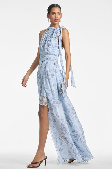 Shop All Clothing at Sachin & Babi. Discover our ready to wear collection of dresses, gowns, tops, skirts, pants and jumpsuits. FREE Shipping Over $500 & FREE Returns. Selena Dress, Creating Clothes, Selena Dresses, Blair Dress, Dress Like A Parisian, Latest Clothing Trends, Ice Dresses, Elegant Maxi Dress, Clothing Trends