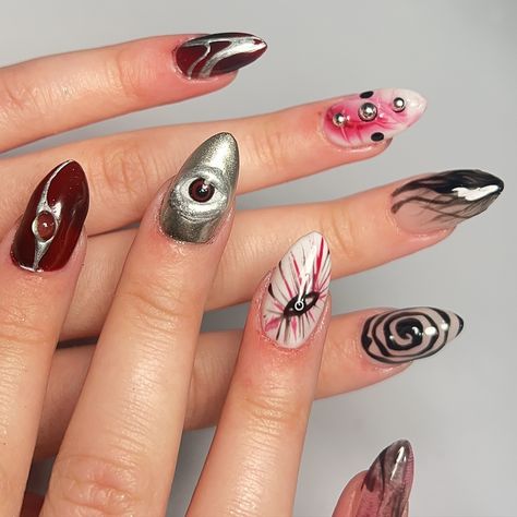 gel x + complex art | pregaming halloween with this set 👁️ 🩸 dm for bookings and custom press ons 💌 #gelx #gelnails #gelextensions #gelnailart #nailart #nails #sydneynails #sydneynailtech #sydneynailart #westernsydneynails #beginnernailtech #auranails #nailsnailsnails #y2knails #frenchtipnails #nailartist #handpaintednails #apres #darknails #halloweennails #spookynails Nail Art Halloween, Complex Art, Y2k Nails, Gel Extensions, Press Ons, Dark Nails, Art Halloween, French Tip Nails, Gel Nail Art