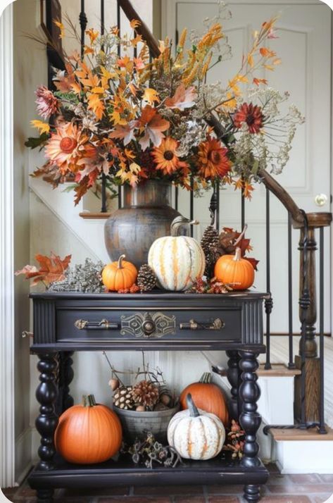 Buffet Table Styling, Autumn Entryway, Entryway Table Decor Ideas, Vintage Fall Decor, Entry Table Decor, Fall Entryway, Entryway Table Decor, Cozy Fall Decor, Fall Decor Inspiration