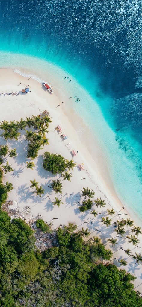 people on beach island during daytime Ocean Wallpaper, Water Art, Drone Photos, Beach Wallpaper, Beach Paradise, Ocean Sunset Photography, Beach Vibes, Aerial Photography, Tropical Beach