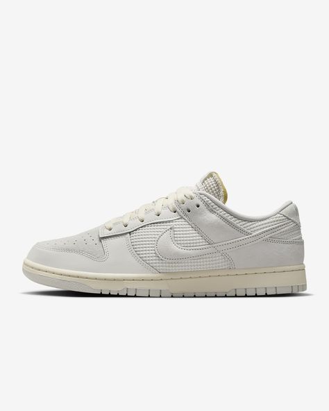 Nike Dunk Low Men's Shoes. Nike.com Basketball Icon, Mens Nike Shoes, Nike Dunk Low, Dunk Low, Shoes Nike, Nike Dunk, Nike Dunks, Jordan Shoes, Coconut Milk