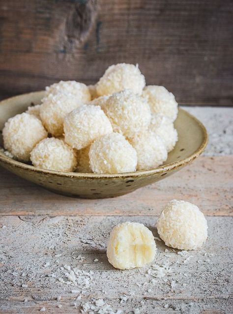 pretty. simple. sweet: White Chocolate Coconut Truffles Ultimate Brownies, Coconut Truffles, White Chocolate Truffles, Truffle Recipe, Sweet 15, Chocolate Coconut, Tart Recipes, Chocolate Truffles, Vegetarian Chocolate