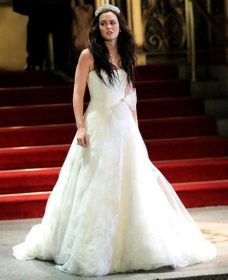 Blair wedding gossip girl Blair Waldorf Wedding, Gossip Girl Wedding, Ugly Wedding, Ugly Wedding Dress, Vera Wang Wedding Gowns, Estilo Gossip Girl, Tv Weddings, Gossip Girl Blair, Chuck Blair