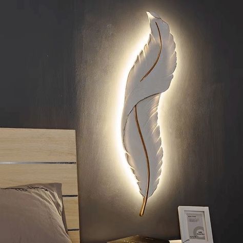 Bedside Sconces, Lustre Industrial, Chic Lighting, Luxury Lamps, Indoor Lighting Fixtures, Wall Lamps Bedroom, Feather Wall, Decoration Inspiration, Beautiful Lighting