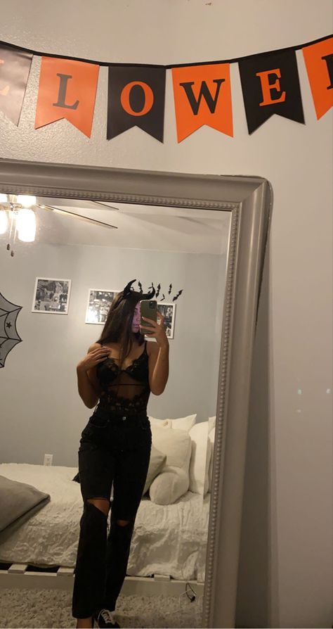 Devil Halloween Costume Aesthetic, Black Devil Costume Women, Black Devil Halloween Costume, Dark Devil Costume, Easy Devil Costume, Devil Costume Aesthetic, Black Devil Costume, 2022 Costume Ideas, Devil Costume Ideas