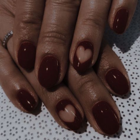 Maroon Nail Designs, Deep Red Nails, Red Gel Nails, Dark Red Nails, Wine Nails, Maroon Nails, Red Acrylic Nails, Fall Gel Nails, Simple Gel Nails