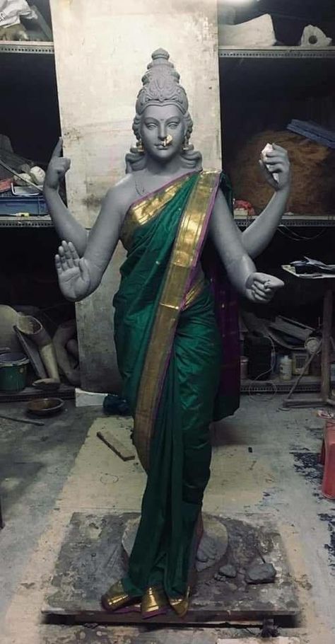 Devi Murti, Buddha Statue Garden, Sculpture Making, Yashoda Krishna, Sculpture Art Projects, Durga Devi, Buddhist Art Drawing, Beautiful Horses Photography, Happy Ganesh Chaturthi Images