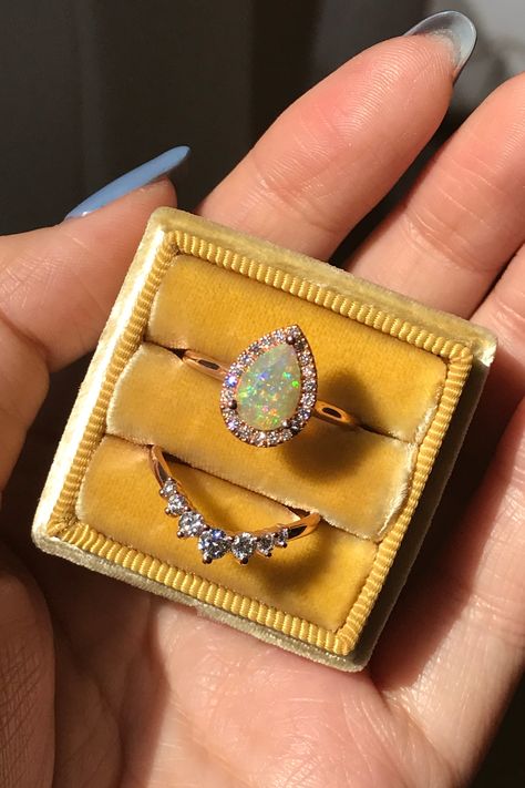 Yellow Opal Ring, Opal Ring With Diamonds, Opal Wedding Ring Set Rose Gold, Vintage Opal Rings, Pear Opal Ring, Unique Yellow Gold Engagement Ring, Ring Goals, Engagement Rings Halo, Thick Twist