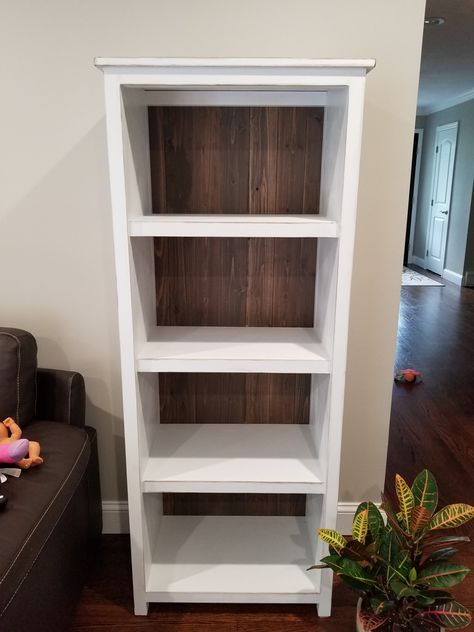 White Painted Bookcase, Upcycle Cabinet, Classroom Shelves, Brown Bookshelves, Farmhouse Bookshelf, Bookshelf Diy, White Bookshelf, Brown Bookcase, Bookcase Plans