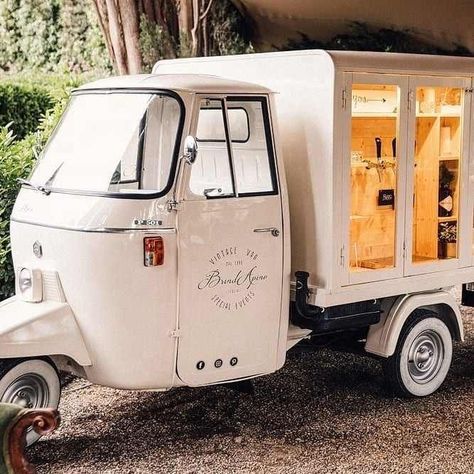 Prosecco Van, Mobile Cocktail Bar, Mobile Coffee Shop, Mobile Wedding, Food Van, Sweet Carts, Piaggio Ape, Wedding Drinks, Container Bar