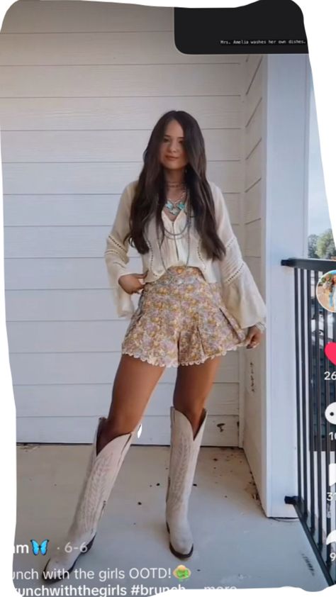 Skirt And Cowboy Boots Outfit, Country Chic Outfits, Western Wear Outfits, Nashville Outfits, Western Style Outfits, Western Outfits Women, Trendy Outfits For Teens, Country Outfits, Western Outfits