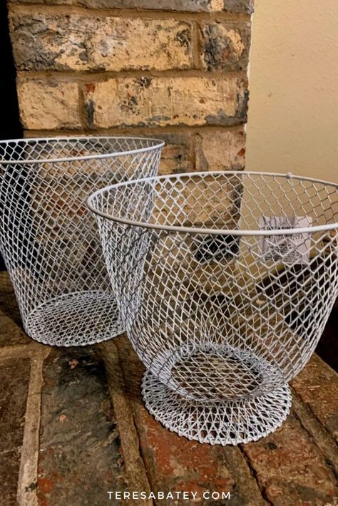 Dollar Tree Wastebasket Diy, Dollar Tree Wire Basket Diy Crafts, Dollar Tree Wire Basket Ideas, Wire Basket Ideas, Diy Wire Basket, Dollar Tree Baskets, Clear Coffee Mugs, Coffee Basket, Coffee Cups Diy