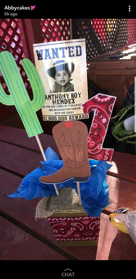 Diy Western Table Centerpieces, Cowboy Party Centerpiece Ideas, Cowboy Birthday Centerpieces, Cowboy Centerpiece Ideas 1st Birthday, Western Birthday Centerpieces, Western Table Centerpieces, Cowboy Centerpiece Ideas, Western Centerpiece Ideas, Cowboy Party Centerpiece