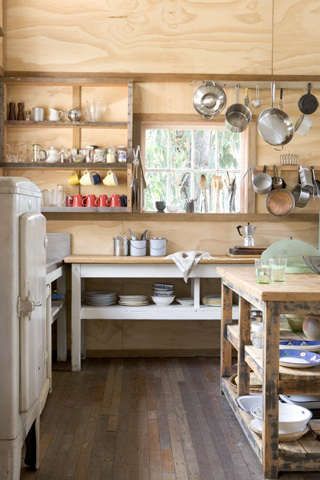 Kitchen European, Unfinished Kitchen Cabinets, Building Kitchen, Unfitted Kitchen, Plywood Kitchen, Barn Kitchen, Freestanding Kitchen, Rustic Room, Kitchen Stand