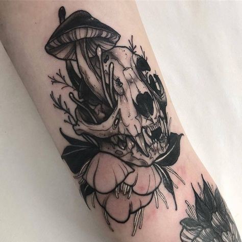 Mira Tattoo, Cat Skull Tattoo, Mushroom Tattoo, Mushroom Tattoos, Inspiration Tattoos, Tiny Tattoo, Cat Skull, Tattoo Sketch, Dream Tattoos