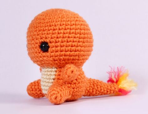 Charmander Crochet Pattern Free, Crochet Charmander, Charmander Crochet, Small Amigurumi, Pikachu Crochet, Pokemon Crochet, Pokemon Crochet Pattern, Pokemon Dolls, Crochet Pokemon