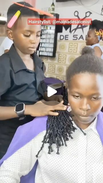 Nina K Naturals LLC on Instagram: "@mainadesalonist

🔥 I was personally in awe watching this video. I just had to share. Watch this incredible young man WORK, effortlessly box braiding hair with a finesse that’s truly unmatched 🙌🏾. Ladies, hands up if you can’t even fathom attempting this level of artistry! 🙋🏽‍♀️✨

💡 Talent Recognition:
Tag someone who needs to see this exceptional talent! 🏷️ Let’s celebrate and uplift those who break boundaries in the world of beauty and hairstyling. 🌟

🚀 Hitting New Heights:
This talented braider is going places, and we’re here for every twist and turn in his journey. 🌍✈️ Watch, be amazed, and stay inspired! 💚

#HairArtistry #hair #natural #hairbraiding #BoxBraids #HairMasterpiece #HairGoals #BraidKing #BeyondBeautiful #ninaknaturals #morethan Janet Jackson Box Braids, Cornrow Rasta Hairstyles 2024, Hair Braiding Styles Black Women, Teen Braided Hairstyles Black, Janet Jackson Braids, Top Braid Hairstyles Half Up, Half Box Braids Half Cornrows, Wisdom Braids, Box Braids For Short Hair