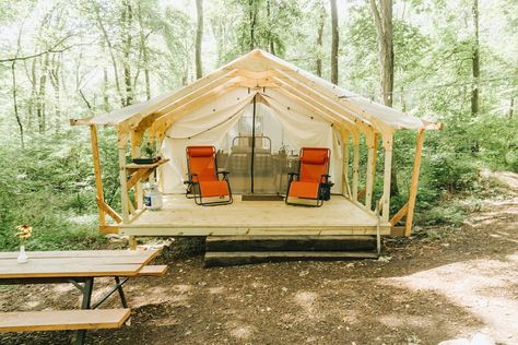 14 Coolest Places To Go Glamping In Pennsylvania - Linda On The Run Amish Country Pennsylvania, Glamping Tent, Summer Concerts, Wall Tent, Unique Vacations, Go Glamping, Glamping Site, Forest Bathing, Summer Vacations