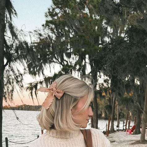 anna x sitar on Instagram: "friendship bracelets and florida ✨ FOR A SPECIAL DAY TOMORROW." Anna Sitar Hair, Anna Sitar, Anna X Sitar, I Feel Pretty, Feel Pretty, Hair Envy, Hair Inspo, Special Day, Friendship Bracelets