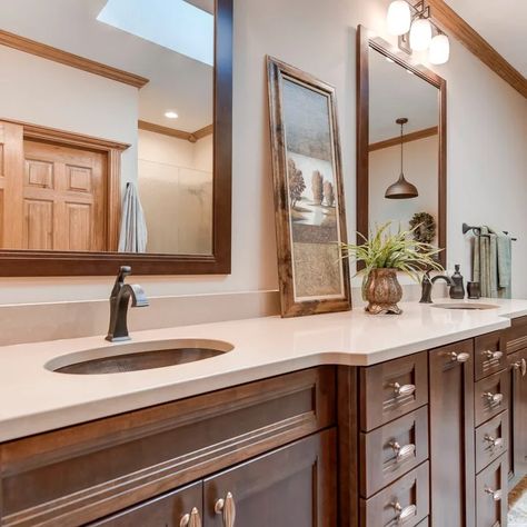 75 Traditional Brown, Beige Freestanding Bathtub with Medium Tone Wood Cabinets and a Hinged Shower Door Ideas You'll Love - March, 2024 | Houzz Shower Door Ideas, Hinged Shower Door, Freestanding Bathtub, Warm Tone, Door Ideas, March 2024, Shower Door, Free Standing Bath Tub, Traditional Bathroom