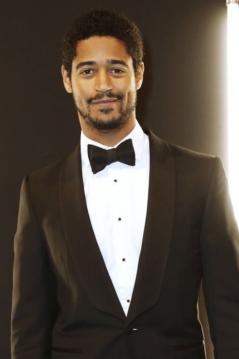 Alfred Enoch, Dapper Men, British Actors, Attractive People, Pet Store, Popsugar, New Life, Eye Candy, Harry Potter