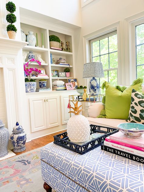 Grandmillenial Style Family Room, White Pink Green Living Room, Bright Traditional Living Room, Blue And White Southern Living Room, Southern Aesthetic House, Southern Preppy Home Decor, Southern Living Living Room Ideas, Preppy Coastal Living Room, Preppy Colorful Living Room